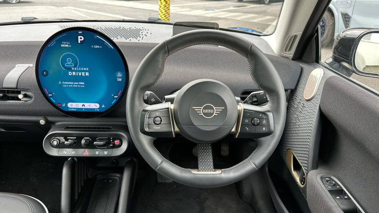 MINI Cooper 135kW E Classic 41kWh 3dr Auto Electric Hatchback